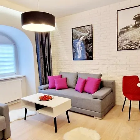 Apartment Stacja Karkonosze - W Centrum Szklarska Poreba
