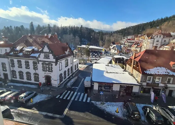 Stacja Karkonosze - W Centrum Szklarska Poręba